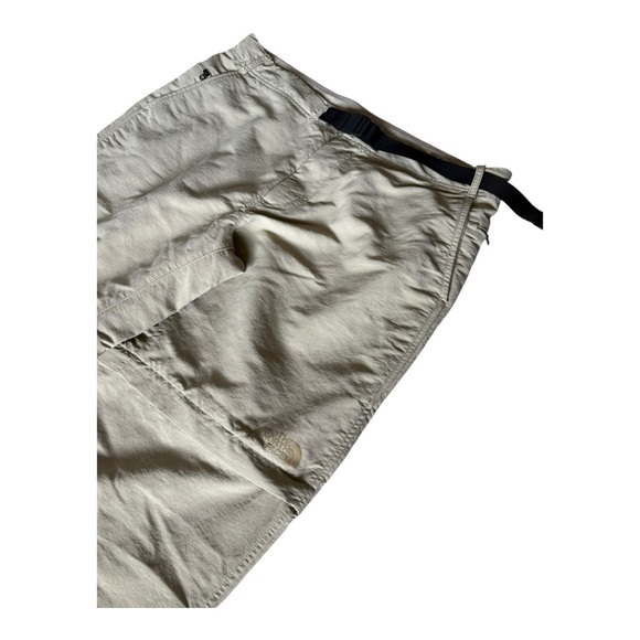Classic The North Face Paramount Convertible Pants in khaki beige - Picture 2 of 7